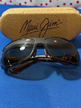 Maui Jim | Accessories | Maui Jim Tiger Lily Silver And Black Sunglasses |  Poshmark